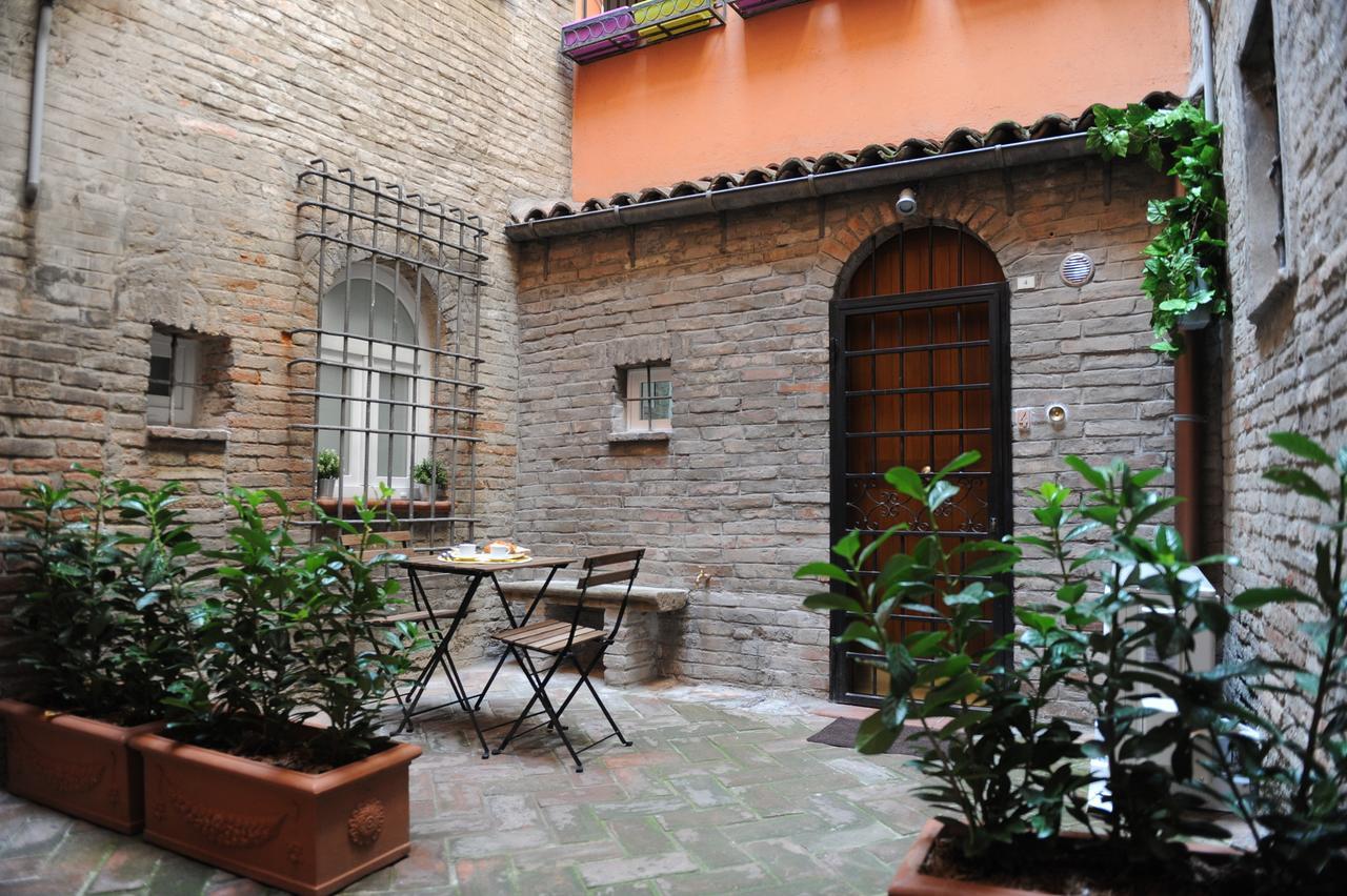 Oberdan Apartment Bologna Buitenkant foto